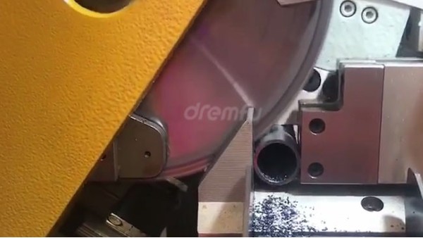 ����Բ�̾���������΢�����ͣ�