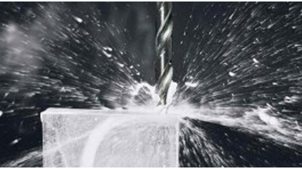 ˮ������Һ�ӹ���������Ϊ�λ���ֺڰ���