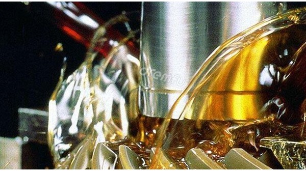 �������������Ͳ���������͵�Ӧ���Լ����ã�