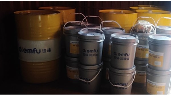 �ӷ���ӲĤ�����͵�ʹ�÷�����ע�����