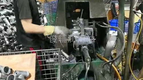 ���õ����Ͻ�����Һ��������